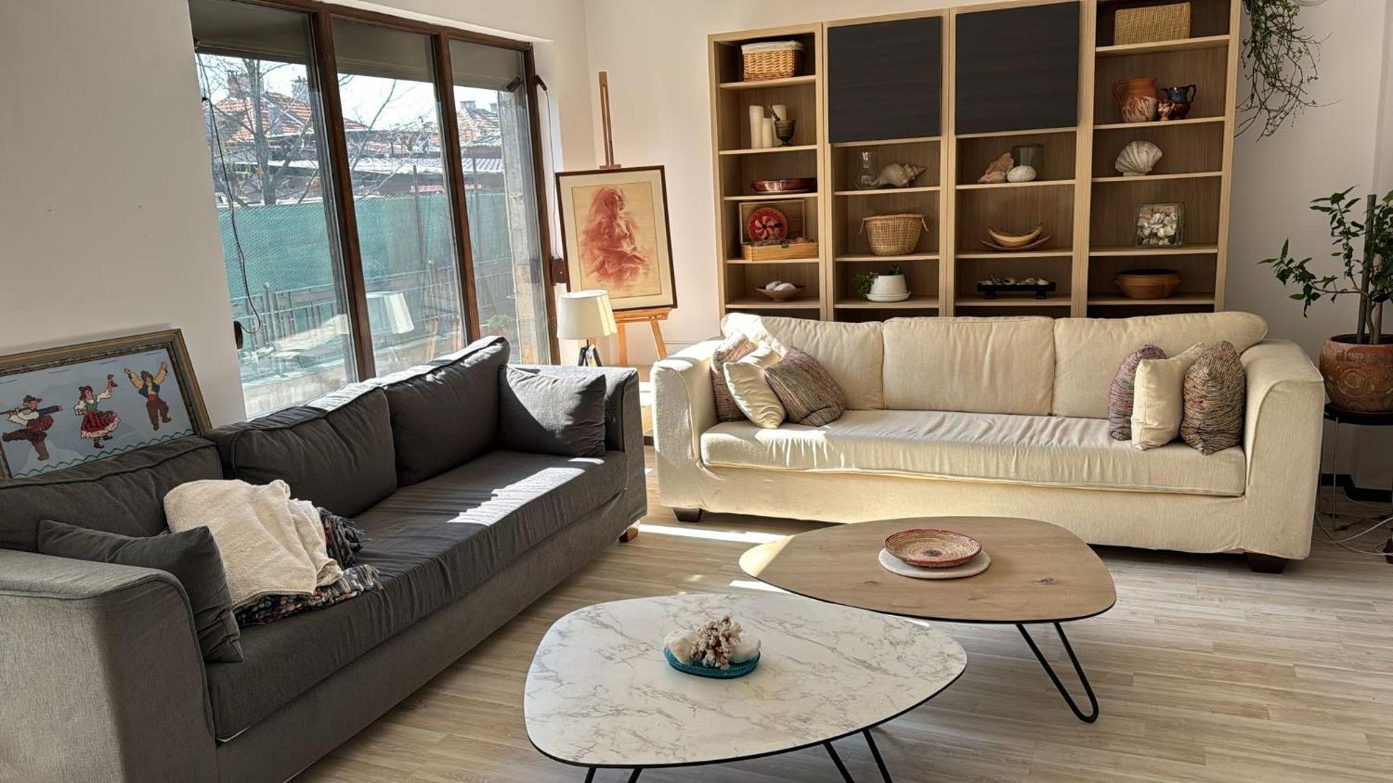 Kazanlak Large Guest House Apartment Near The Center With Full Kitchen & Dining Room, King Beds, Garden Patio, Free Parking & Self Check-In Bagian luar foto