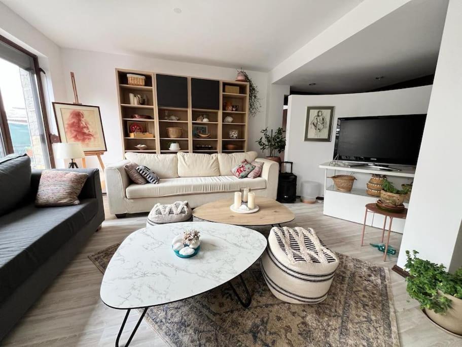 Kazanlak Large Guest House Apartment Near The Center With Full Kitchen & Dining Room, King Beds, Garden Patio, Free Parking & Self Check-In Bagian luar foto