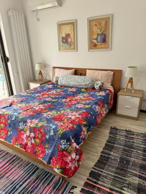 Kazanlak Large Guest House Apartment Near The Center With Full Kitchen & Dining Room, King Beds, Garden Patio, Free Parking & Self Check-In Bagian luar foto