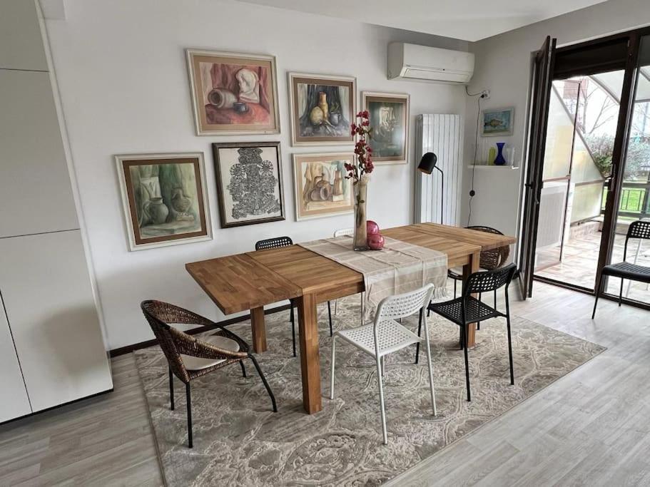 Kazanlak Large Guest House Apartment Near The Center With Full Kitchen & Dining Room, King Beds, Garden Patio, Free Parking & Self Check-In Bagian luar foto